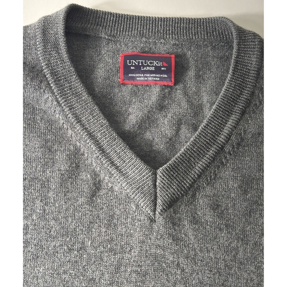 Untuckit Mens L‎ Gray Merino Wool Sweater V neck Pullover Long Sleeve